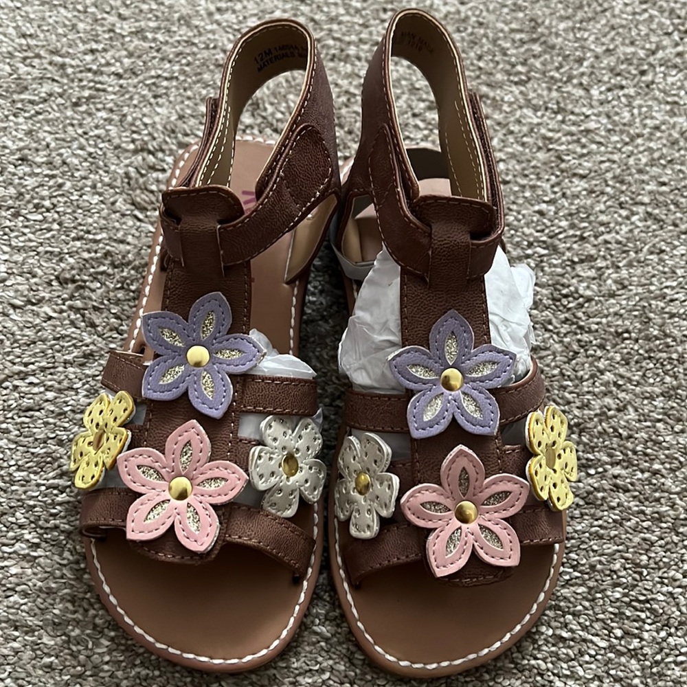 Rachel shoes for toddler girl. Size 12. New without tag